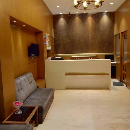 פונה Treebo Trend Hotel Basera מראה חיצוני תמונה