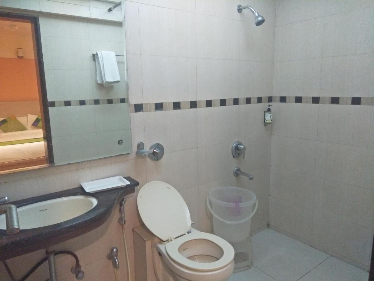 פונה Treebo Trend Hotel Basera מראה חיצוני תמונה