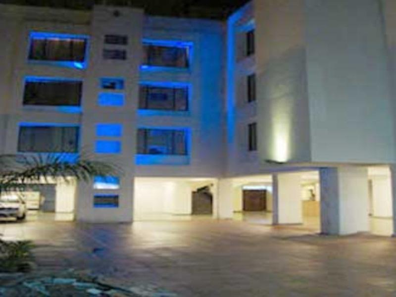 פונה Treebo Trend Hotel Basera מראה חיצוני תמונה