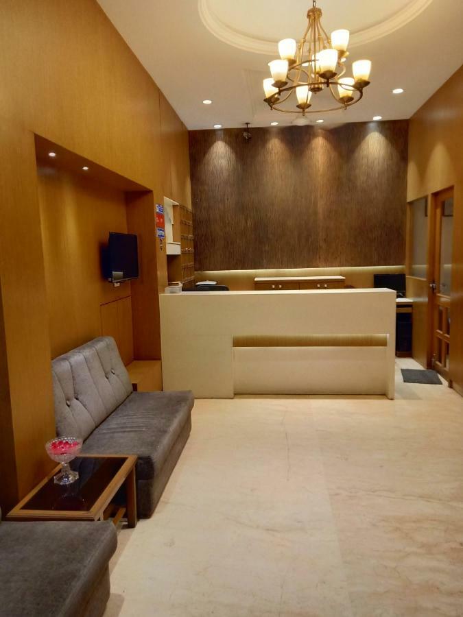 פונה Treebo Trend Hotel Basera מראה חיצוני תמונה